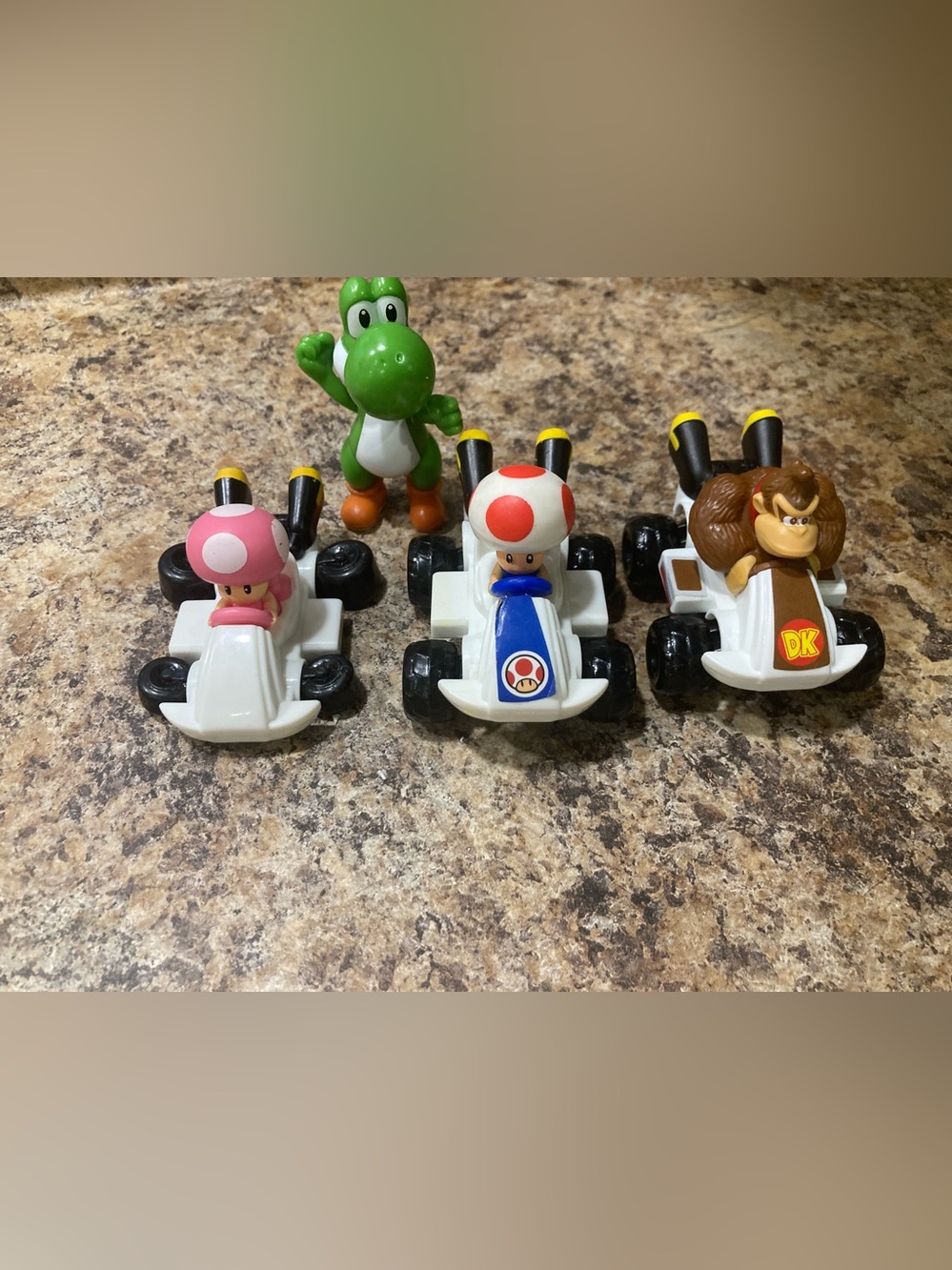Yoshi, Mario kart & Donkey Kong toys 🍄